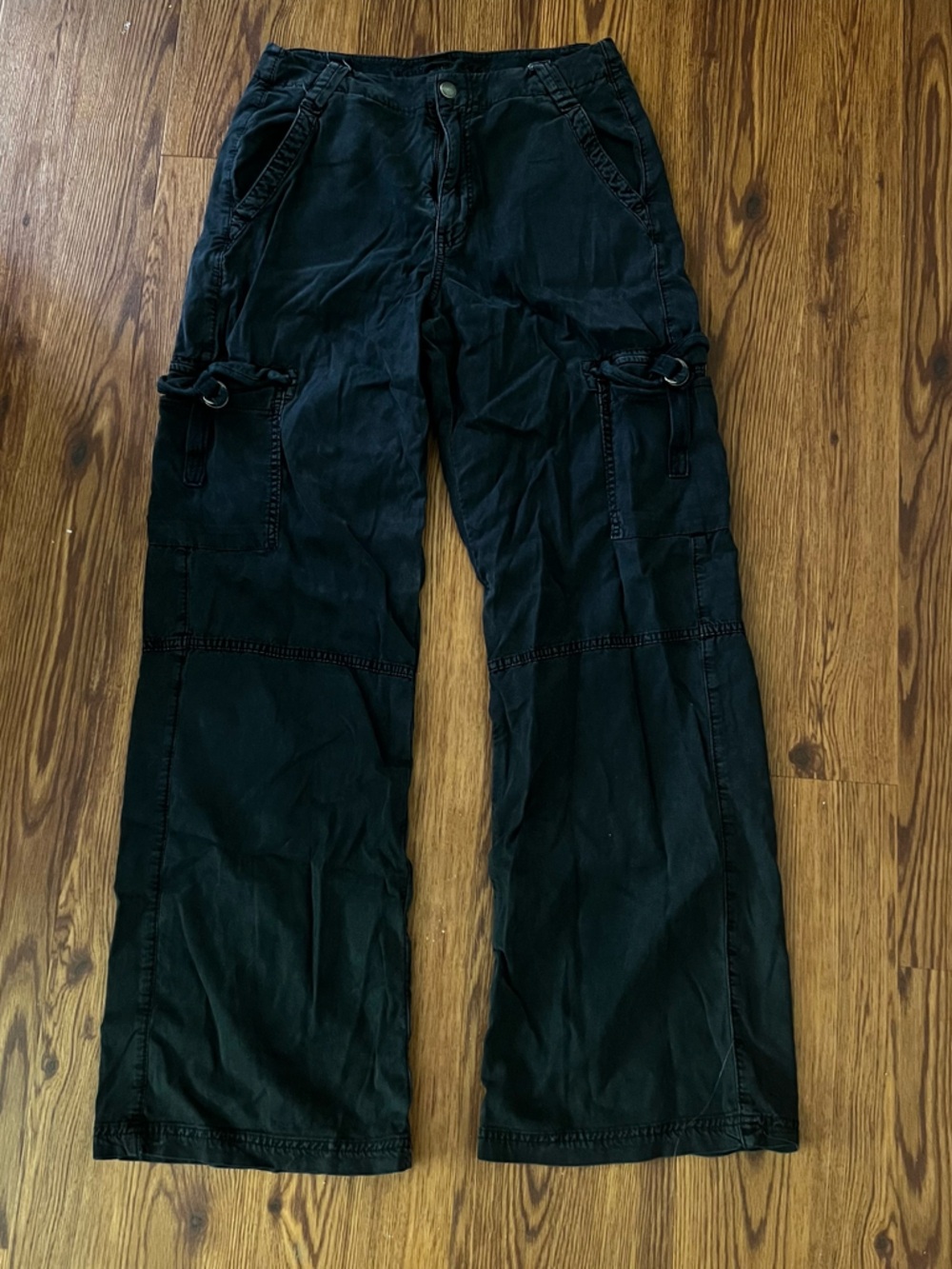 American Eagle Cargo Pants